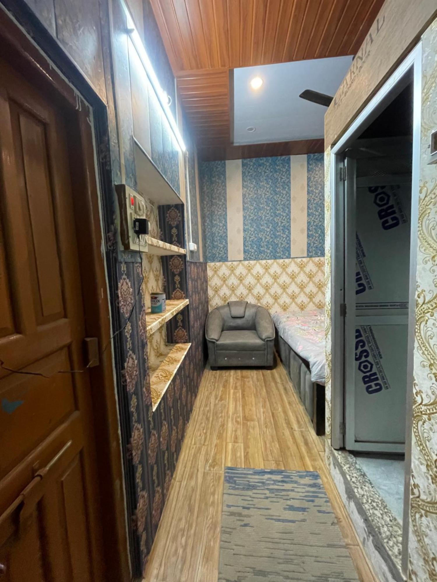 Swastik Home Stay Ravindpuri พาราณสี ภายนอก รูปภาพ