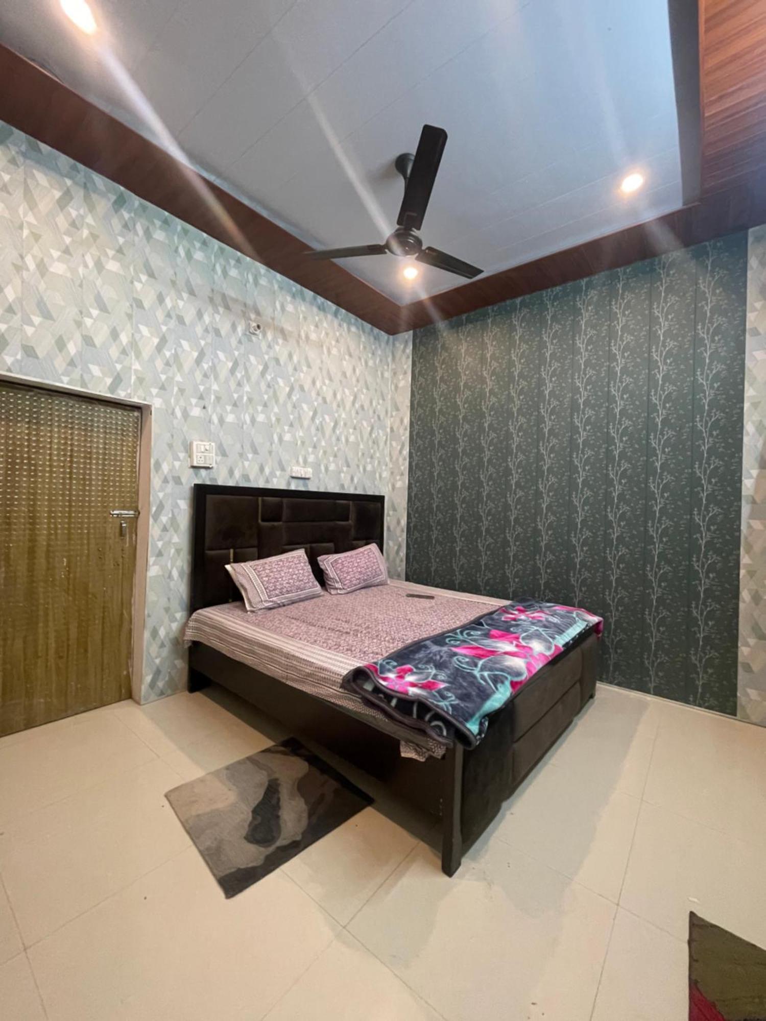 Swastik Home Stay Ravindpuri พาราณสี ภายนอก รูปภาพ